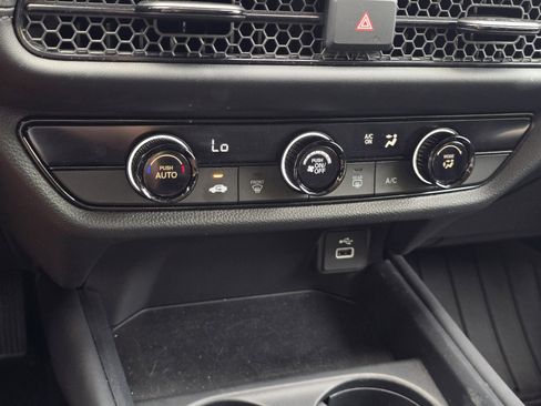 Used 2023 Honda HR-V LX image 19
