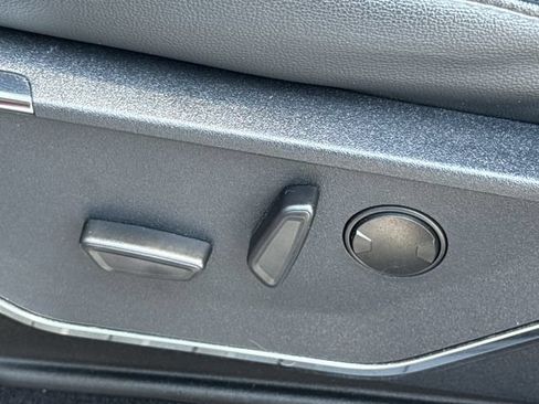 Certified 2023 Ford F150 Lariat AWD/4WD image 29
