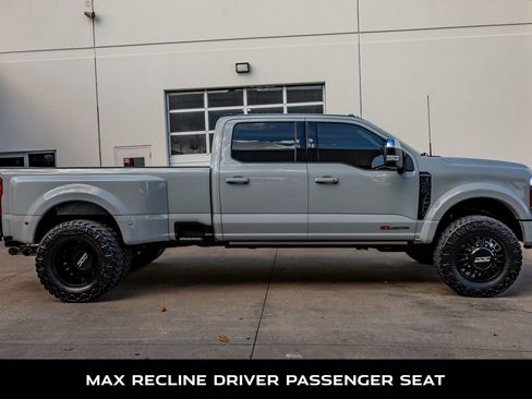 Used 2025 Ford F450 Platinum w/ FX4 Off-Road Package AWD/4WD image 10