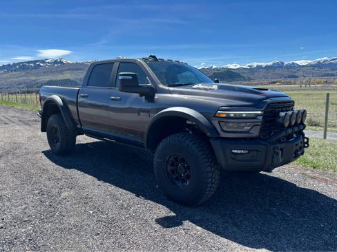 New 2025 RAM 2500 Laramie image 35