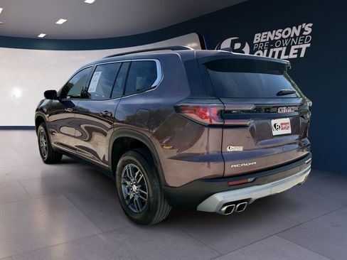 Used 2025 GMC Acadia Elevation FWD image 3