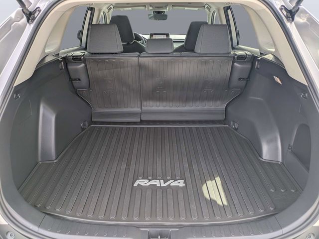 Used 2024 Toyota RAV4 LE FWD image 12