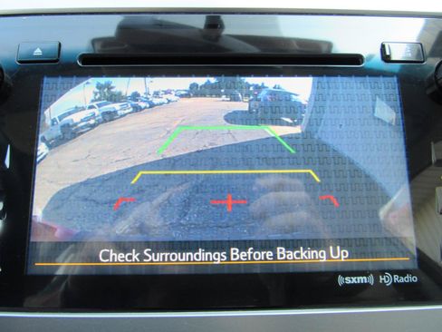 Used 2016 Subaru Outback 2.5i Premium AWD/4WD image 23