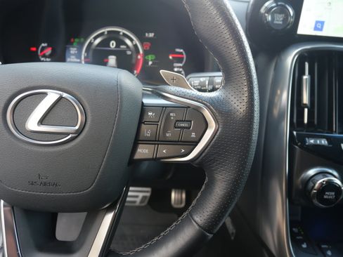 Used 2023 Lexus LX 600 F Sport image 26