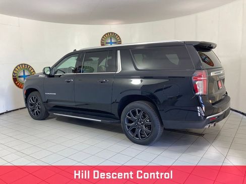 Used 2023 Chevrolet Suburban High Country AWD/4WD image 27