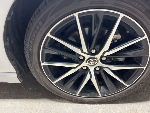 Used 2024 Toyota Camry SE image 40