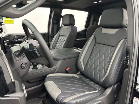 New 2026 GMC Sierra 1500 AT4 w/ AT4 Premium Package AWD/4WD image 26