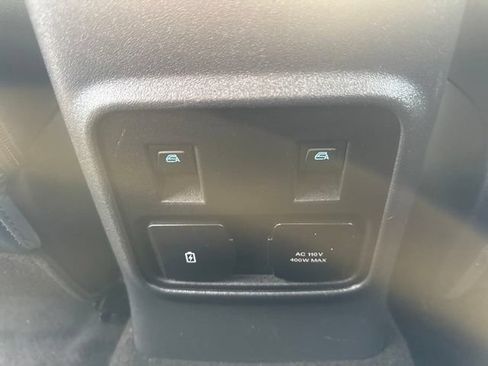 Used 2023 Ford Bronco Outer Banks AWD/4WD image 16