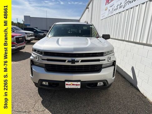 Used 2021 Chevrolet Silverado 1500 RST w/ Convenience Package II AWD/4WD image 4