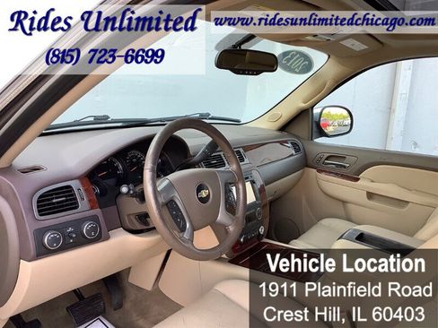 Used 2013 Chevrolet Suburban LTZ image 17