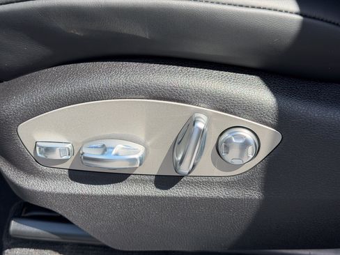 New 2026 Porsche Macan AWD/4WD image 24