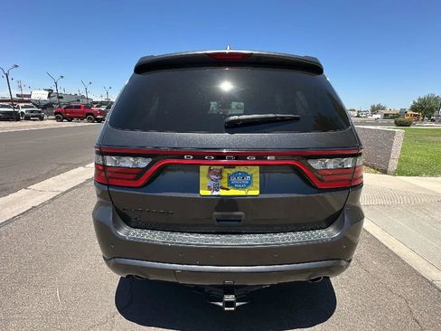 Used 2020 Dodge Durango SXT RWD image 3