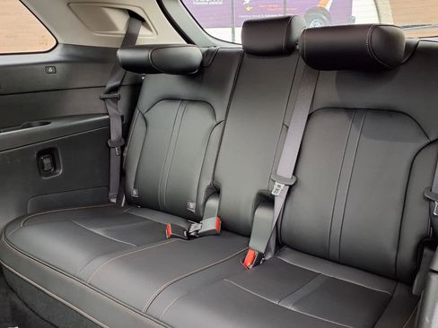 Used 2025 MAZDA CX-90 3.3 Turbo w/ Preferred Package image 8