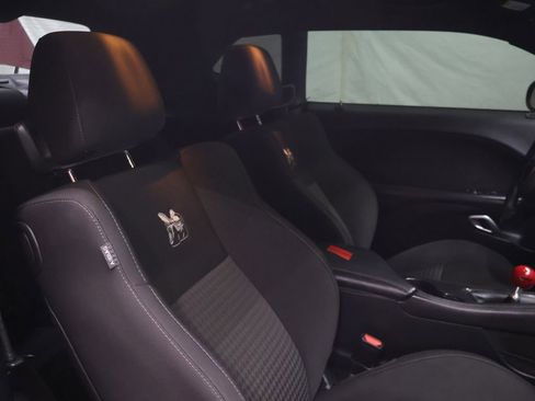 Used 2019 Dodge Challenger R/T Scat Pack RWD image 11