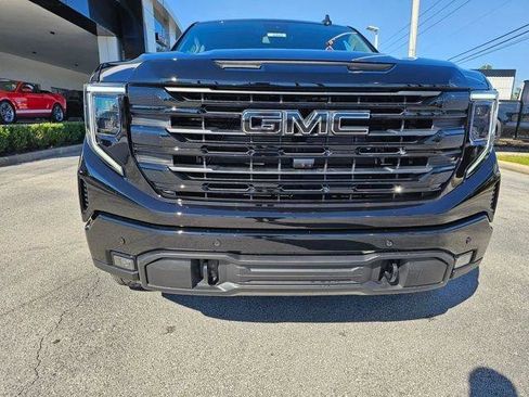 New 2026 GMC Sierra 1500 Elevation w/ Elevation Premium Package image 9