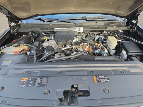 Used 2015 GMC Sierra 2500 Denali w/ Duramax Plus Package image 33