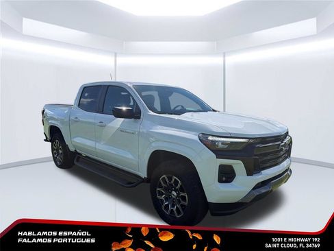 Used 2023 Chevrolet Colorado Z71 w/ Z71 Convenience Package 2 AWD/4WD image 7
