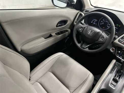 Used 2019 Honda HR-V EX-L image 12