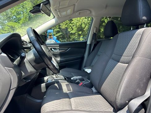 Used 2020 Nissan Rogue SV AWD/4WD image 12