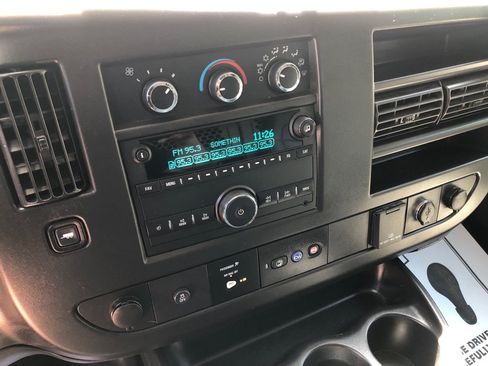 Used 2021 Chevrolet Express 2500 w/ Driver Convenience Package RWD image 27