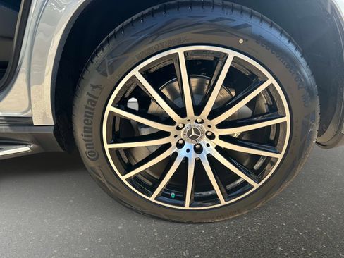 New 2026 Mercedes-Benz GLS 450 4MATIC image 9