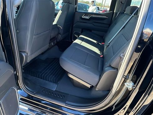 Used 2022 Chevrolet Silverado 1500 LT w/ Z71 Off-Road Package image 21