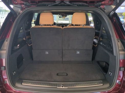 New 2026 Jeep Grand Cherokee L Summit AWD/4WD image 13