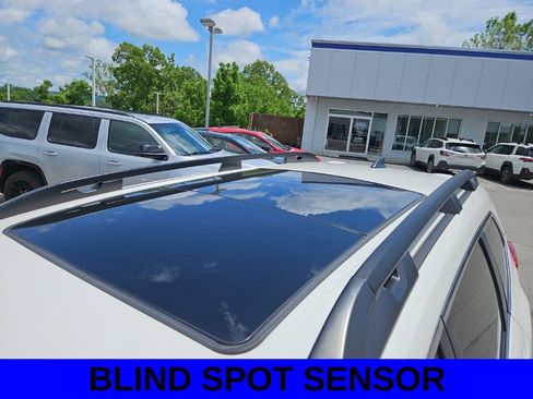Certified 2022 Subaru Ascent Limited w/ Technology Package AWD/4WD image 9