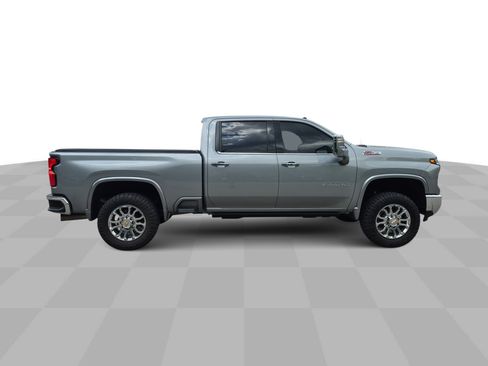 Used 2025 Chevrolet Silverado 2500 LTZ w/ LTZ Premium Package AWD/4WD image 10