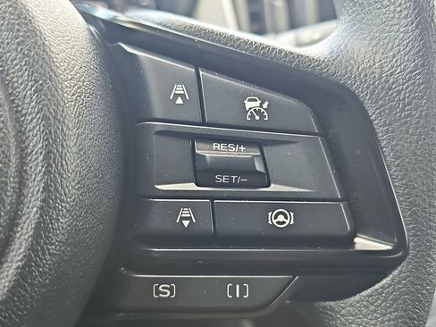 Certified 2025 Subaru Crosstrek 2.0i Premium image 23