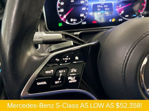 Used 2022 Mercedes-Benz S 500 4MATIC w/ AMG Line Package image 21