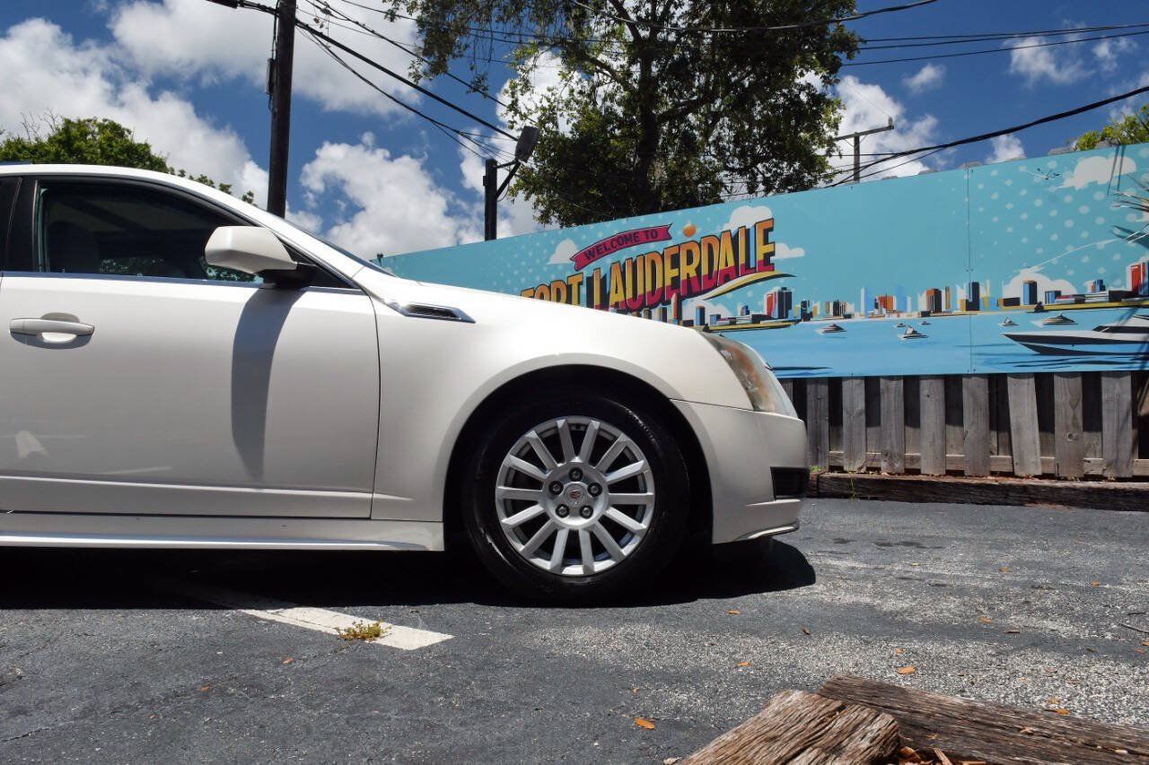 Used 2012 Cadillac CTS Luxury RWD image 40