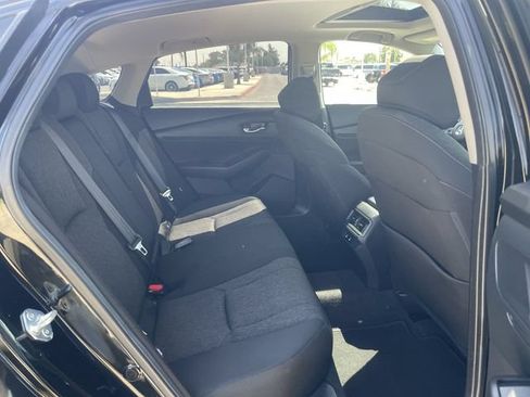 Used 2025 Honda Accord SE image 27