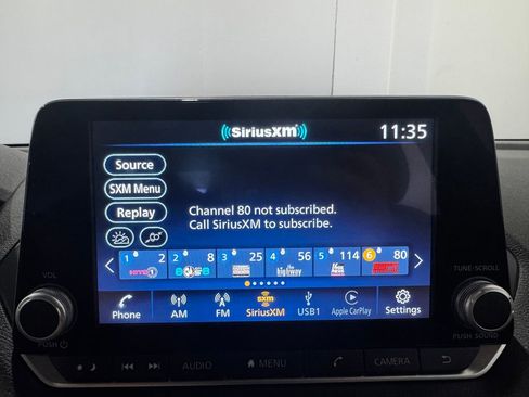 Used 2025 Nissan Sentra SV FWD image 12