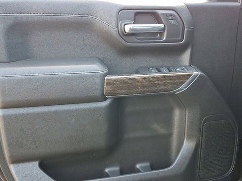 Used 2022 Chevrolet Silverado 1500 RST image 13