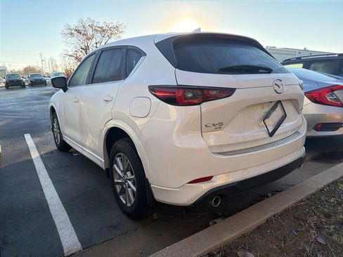 Used 2024 MAZDA CX-5 AWD 2.5 S w/ Select Package image 9