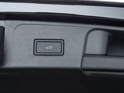 New 2026 Volkswagen Atlas SEL image 30