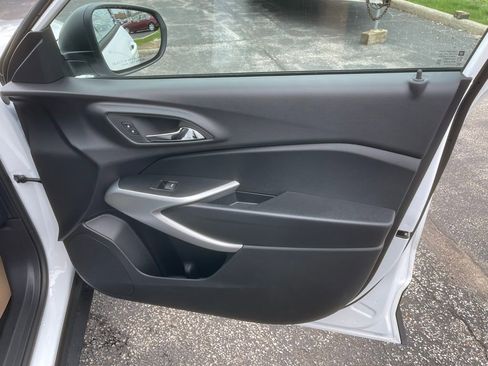 New 2026 Chevrolet Trax LS image 18