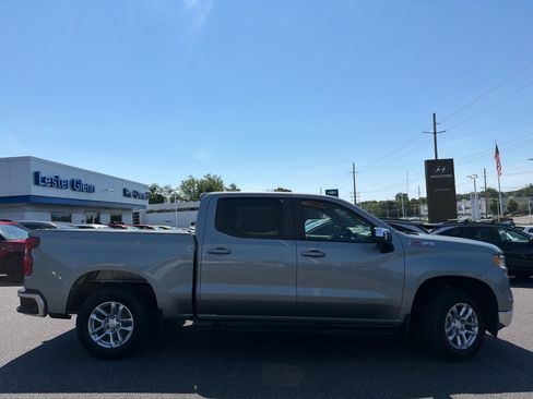 Certified 2023 Chevrolet Silverado 1500 LT w/ Z71 Off-Road Package AWD/4WD image 4