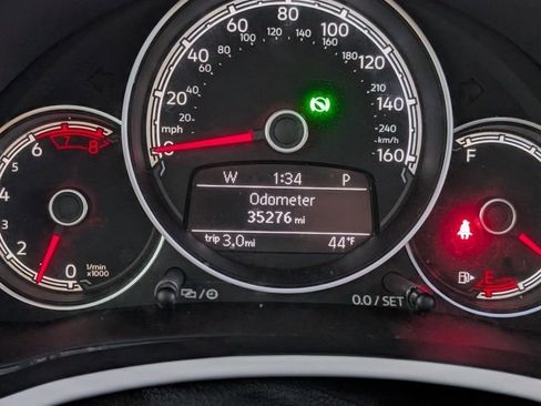 Used 2019 Volkswagen Beetle 2.0T SE image 13