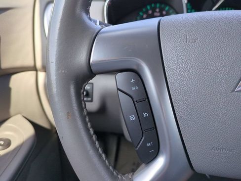 Used 2015 Chevrolet Traverse LT FWD image 23