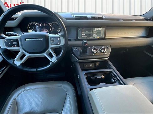 Used 2023 Land Rover Defender 110 S image 7