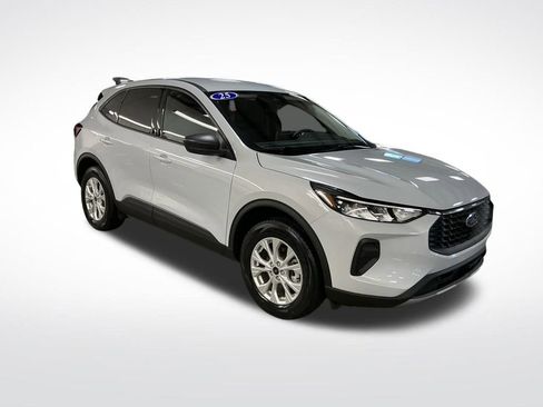 Used 2025 Ford Escape Active image 8