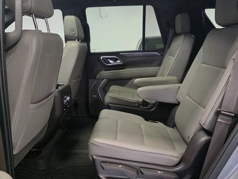 Used 2021 GMC Yukon SLT w/ SLT Premium Package RWD image 15