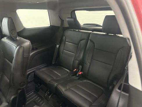 Used 2019 GMC Acadia SLT AWD/4WD image 11