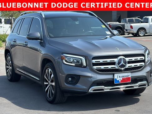 Used 2021 Mercedes-Benz GLB 250 image 3