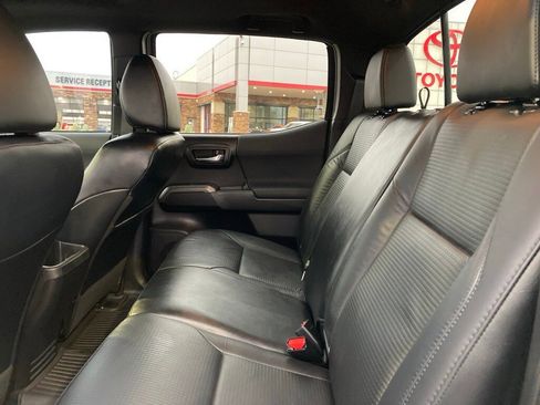 Certified 2021 Toyota Tacoma TRD Sport w/ TRD Premium Sport Package image 11