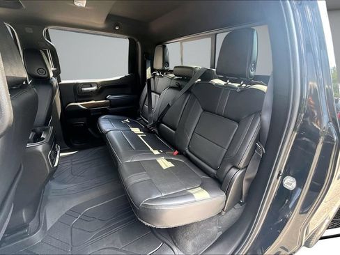 Used 2022 Chevrolet Silverado 1500 High Country w/ Technology Package AWD/4WD image 23
