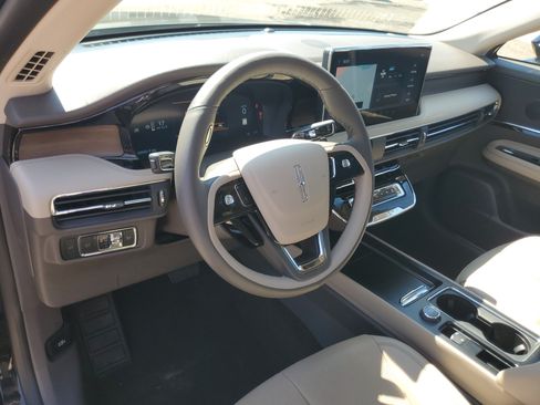 Certified 2024 Lincoln Corsair Reserve w/ Equipment Group 201A AWD/4WD image 13