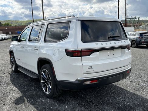 Used 2022 Jeep Wagoneer Series II w/ Premium Group I image 6